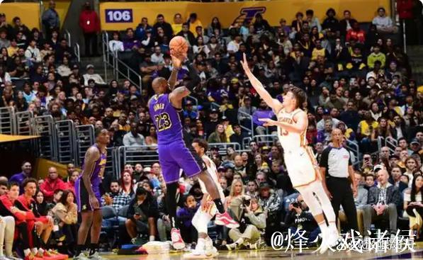 沃克高效砍26分，老鹰客场不敌湖人